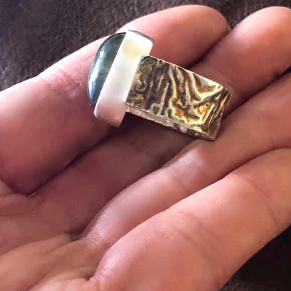 Labradorite Ring--Handmade - Picture 2 of 3